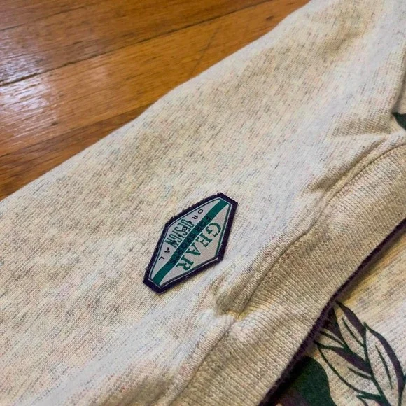 VTG 90s Gear for Sports Frankfort Michigan crest rainbow flecked tshirt L USA - Picture 6 of 8